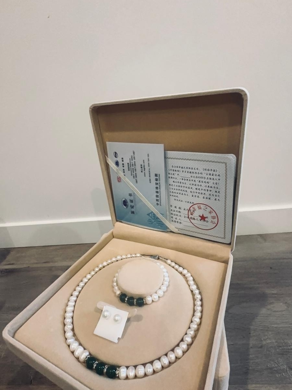 Pearl and Green Stone Jewelry Set - Women Jewelry